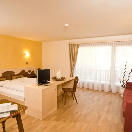 Hotel Pider 3*